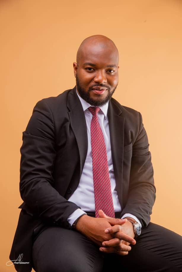 BopeRom's tweet image. #Gouvernement_D’Union_Nationale

La jeunesse du parti présidentiel UDPS/Tshisekedi exprime son vœu de voir Cédric Mpolesha @cedocash intégrer le prochain gouvernement.
Son expérience avérée, son leadership affirmé et sa fidélité sans faille au Parti et au Président de la…