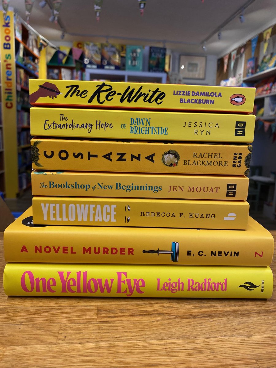 Darling Reads (@darling_reads) on Twitter photo Here is today's rainbow of recommendations for the summer hols 💛💛💛 <a href="/DamilolaLizzie/">Lizzie Damilola Blackburn</a> <a href="/jenmouat_author/">Jen Mouat Author</a> <a href="/kuangrf/">Rebecca F. Kuang</a> <a href="/EvilEveHall/">Eve</a>
Check out the full list through <a href="/bookshop_org_UK/">Bookshop.org</a>
uk.bookshop.org/lists/rainbow-… Here is today's rainbow of recommendations for the summer hols 💛💛💛 <a href="/DamilolaLizzie/">Lizzie Damilola Blackburn</a> <a href="/jenmouat_author/">Jen Mouat Author</a> <a href="/kuangrf/">Rebecca F. Kuang</a> <a href="/EvilEveHall/">Eve</a>
Check out the full list through <a href="/bookshop_org_UK/">Bookshop.org</a>
uk.bookshop.org/lists/rainbow-…