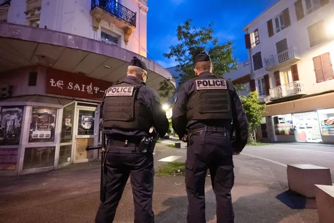 "Le juste prix à payer pour cette équipe municipale" : les élus de Clermont-Ferrand dénoncent "un appel au meurtre"

➡️ lamontagne.fr/clermont-ferra…