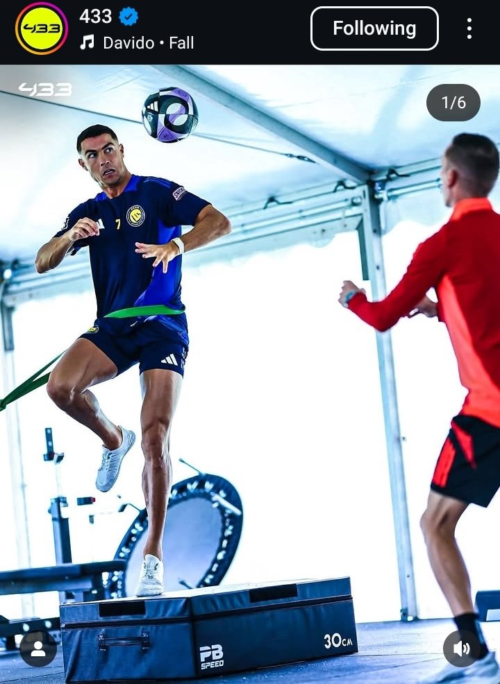 The30BG_General's tweet image. 433 used Davido's smash hit record ‘Fall’ to announce how Cristiano Ronaldo is getting ready for his 24th season of professional football on IG 🔥