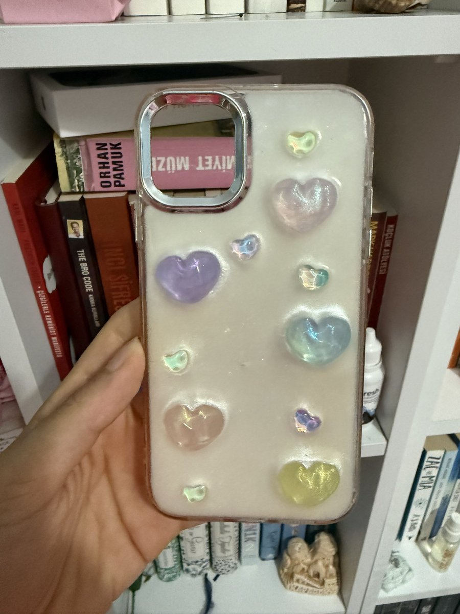 telefonumu değiştirdiğim için iphone 11 kılıflarımı satıyorumm
layover hafiften yıprandı 90 tl
ejderhalının kapağı yerinde durmayabiliyor bazen 80 tl
kelebekli 80 tl (koreyi gördü geldidjsjsm)
kalpliyi yeni almıştım ama düştü çok az hasarı var 150 tl
<a href="/bujosatis/">⊹ bujo ürünleri satış/go! 🐰</a> #bujosatis
