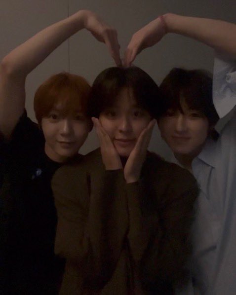 unihoho39's tweet image. 이날만 생각하면 푸힛푸히히됨