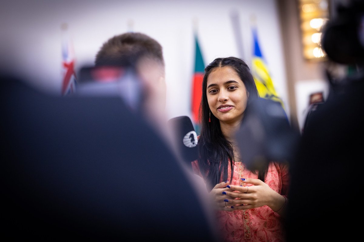 Check out some incredible photos highlighting Divya Deshmukh's emotions after defeating Koneru Humpy - becoming the FIDE Women's World Cup Champion, and India's latest Chess Grandmaster!

Photos: FIDE/<a href="/AnnaShtourman/">Anna Shtourman</a>
#chess #chessbaseindia #divyadeshmukh