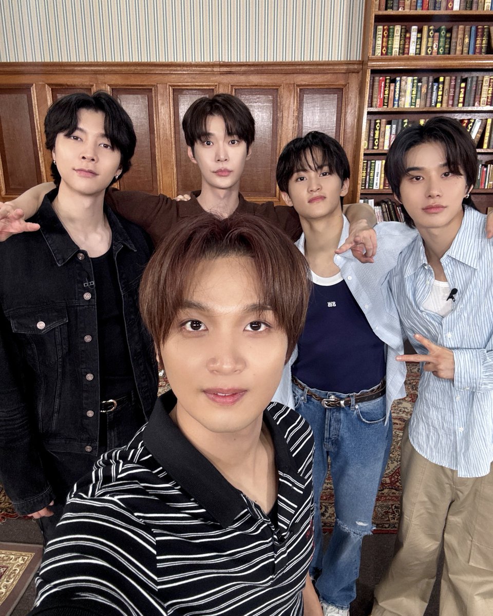 fullsunxpeach's tweet image. 어떤 곰돌이 얼빡 폴라로이드가 생각낫은ㅋㅋㅋㅋㅋㅋㅋㅋㅋㅋㅋㅋㅋㅋㅋㅋㅋㅋㅋㅋ