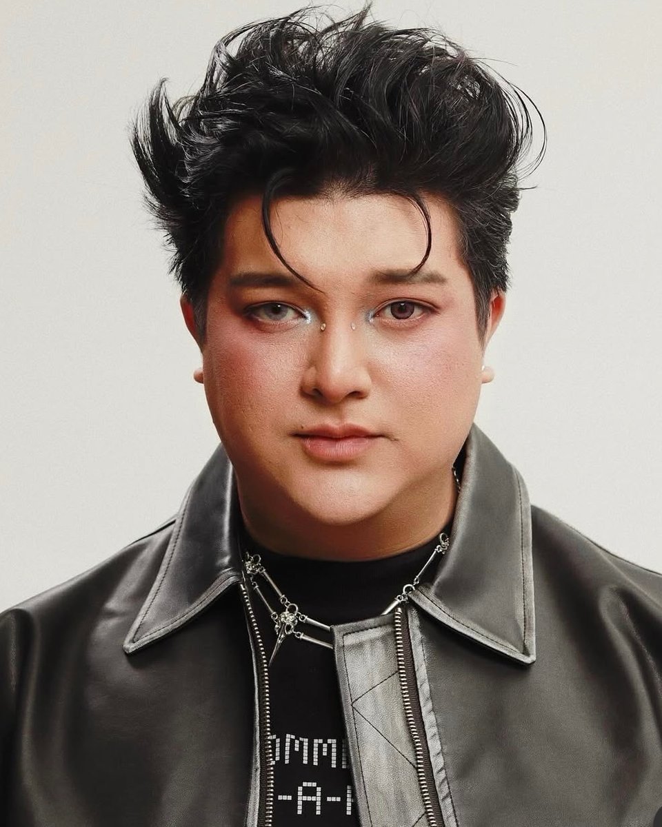 vversexx's tweet photo. MISSING PERSON ALERT
Please help us find our dear friend Lyndon Angelo Coates (@lyndonhae), last seen on July 25 in Taguig.

 If you have any information, please contact:
Shine – 0968 701 0418

Please share and help us bring him home.🗯️ https://t.co/XHU6cHaSiU