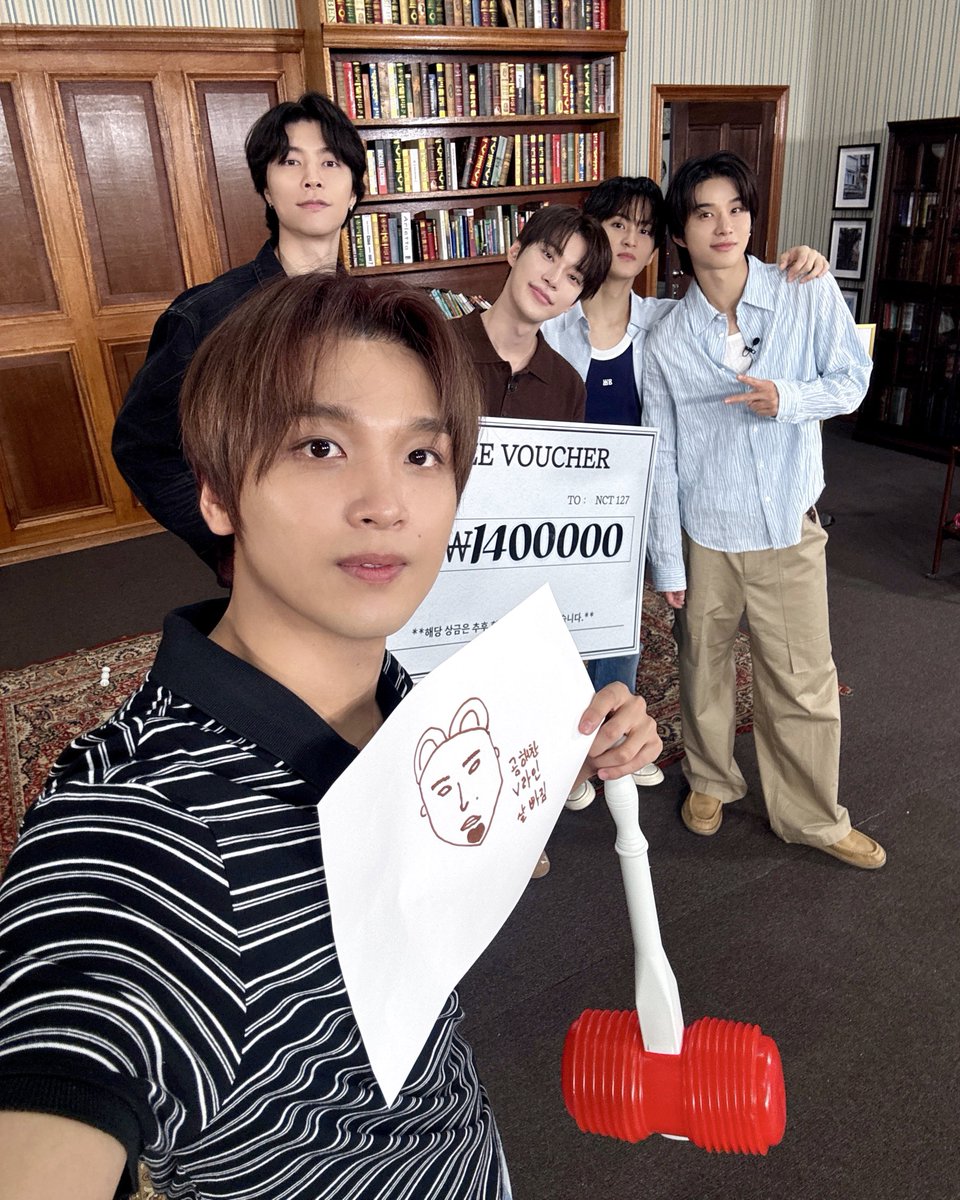 fullsunxpeach's tweet image. 근데 정말로 우리 해쨘 브이라인이 생겼어요,