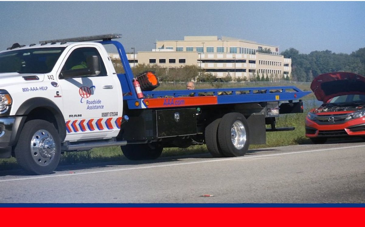 Working on the side of a busy road is a very dangerous situation – especially when drivers are distracted or speeding. Every time you see someone — anyone — on the side of the road, it’s simple. Slow your pace &amp; give them space! #MoveOverMonday