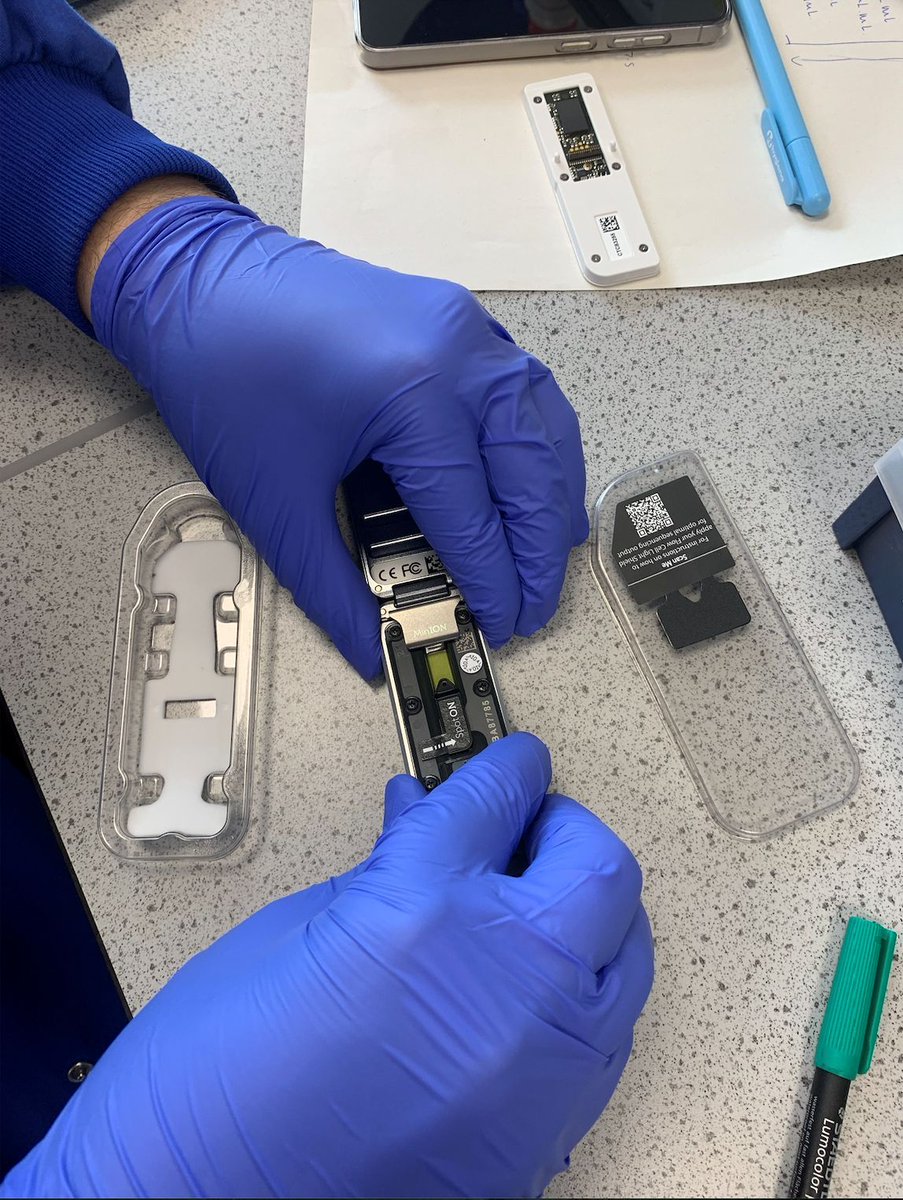 SciencesNCL's tweet image. 🧬 After extracting DNA from water samples, Mia checked quality via gel electrophoresis—success! The 16S region was intact. Now she is running Nanopore sequencing to ID bacteria &amp;amp; explore microbial diversity. Results coming soon… stay tuned! #EnvironmentalMicrobiology #WeAreNCL