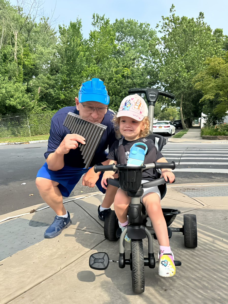 JoeFox's tweet image. Yes, Juliette is here, but still loving my one-on-one time with Charlotte - walk in the woods in Staten Island. See how happy she was putting an uprooted tree back. A nice bike ride through the neighborhood, with pan flutes. Said hello to plenty of people passing by, even stopped…