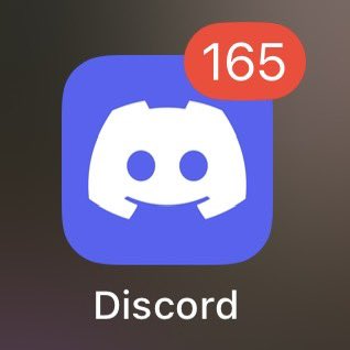 icerice69's tweet image. not now babe the discord kittens are thirsty this morning.