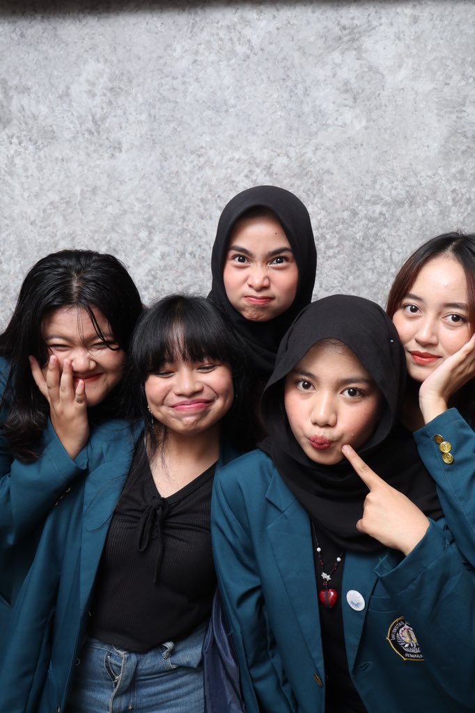 asbunnya rahil tweet media