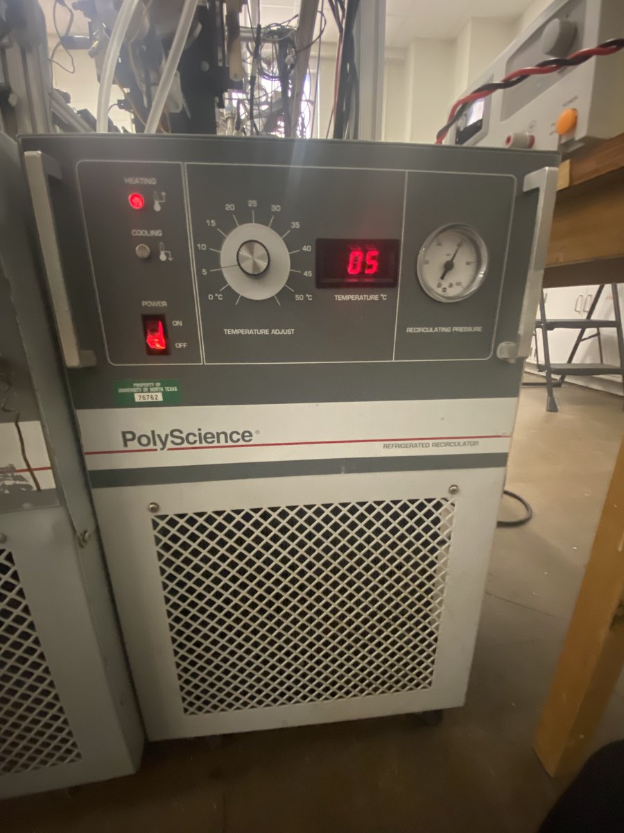 PolyScienceLab's tweet image. Huge shoutout to Kelber Research Group at UNT for sending us pics of their 30-year-old PolyScience chillers still going strong! 💪 That’s what we’re all about—durability &amp;amp; quality. 🇺🇸

#PolyScienceProud to support your success!

Learn more: polyscience.com/sales