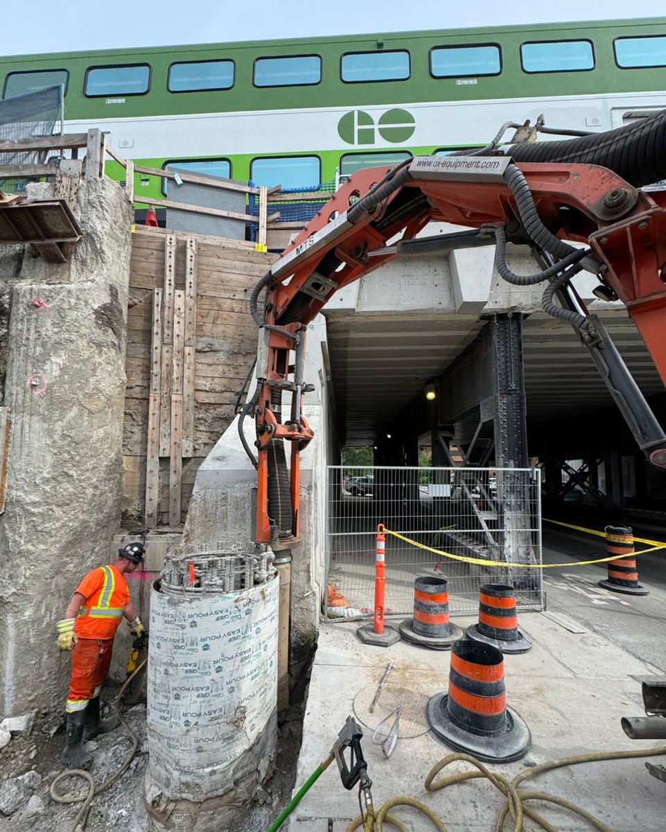 We’re proud to support infrastructure projects across Ontario—including recent work on a GO expansion project.

For more information about our services:
📞 (905) 297-4695 | 📧 service@supersucker.ca