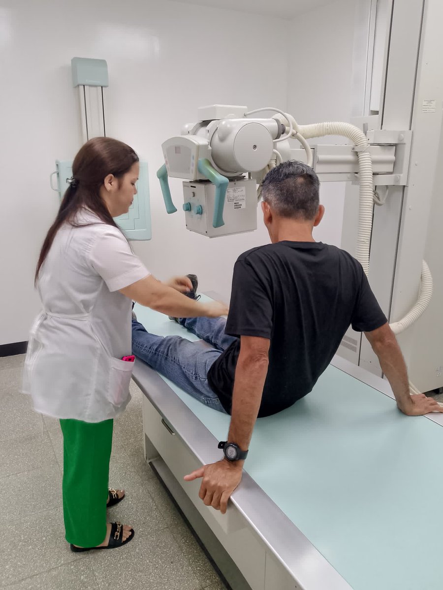 El mundo cuenta en #Cuba con un ejército de batas blancas capaz de sanar de manera altruista las dolencias de millones de pacientes. 
#LaLuchaNoHaCesado
#CubaPorLaVida 
<a href="/cubacooperaven/">Brigada Médica Cubana en Venezuela</a> 
<a href="/MINSAPCuba/">Ministerio de Salud Pública de Cuba</a>