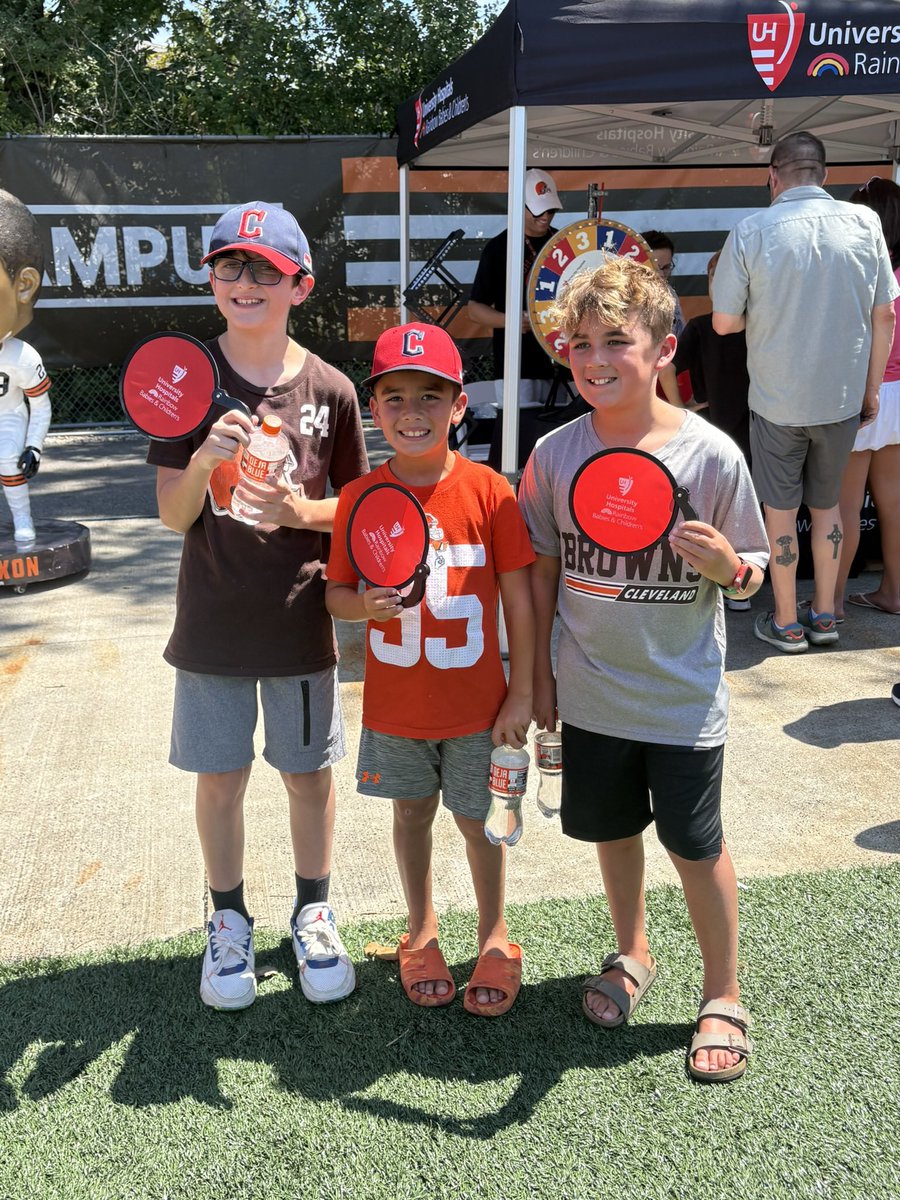 Dani G (Danielle Griffin) (@daniemgee788) on Twitter photo Thanks <a href="/Browns/">Cleveland Browns</a> for the <a href="/UHRainbowBabies/">UH Rainbow Babies</a> day at the training camp! These boys had the best time 🏈🧡 Thanks <a href="/Browns/">Cleveland Browns</a> for the <a href="/UHRainbowBabies/">UH Rainbow Babies</a> day at the training camp! These boys had the best time 🏈🧡