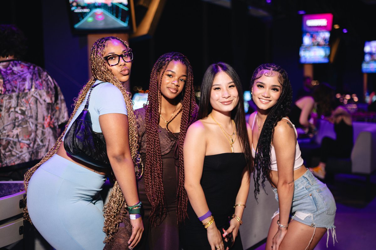 kckbvck's tweet photo. @LasVegasLocally Come take your pics with us! https://t.co/DenqExFJKG