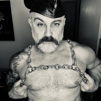 BENJIVANCEX's tweet photo. #NewProfilePic https://t.co/sJummNL8Re