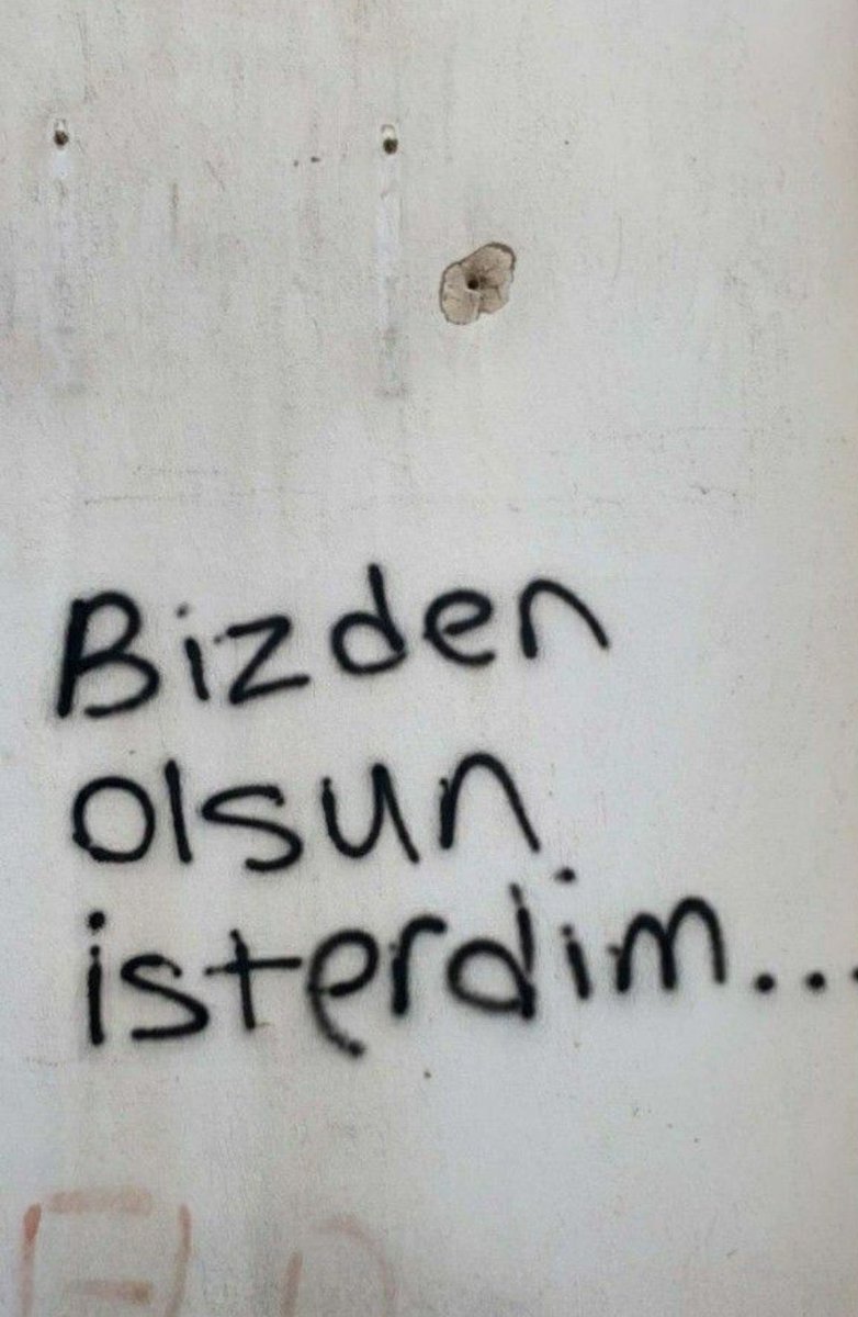 ugursuzbekir's tweet image. ne istediğimizin bir önemi kalmadı,
neyi istediysek de olmadı zaten.