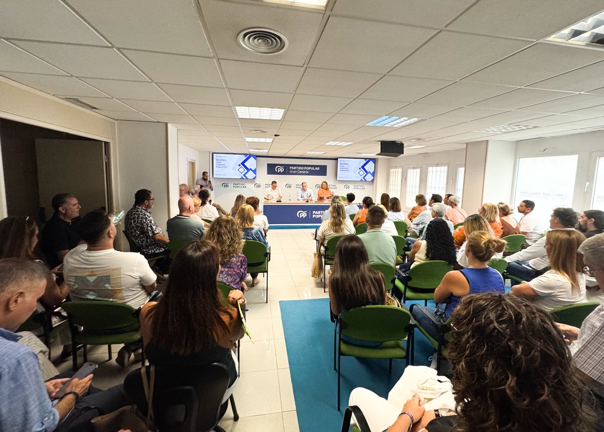 🅿️🅿️ Reunimos a los cargos públicos del Partido Popular en Gran Canaria para hacer balance del trabajo realizado en las distintas administraciones. 

👉🏻 En el Partido Popular de Gran Canaria trabajamos para que las cosas pasen y los grancanarios lo noten. Esta isla necesita menos