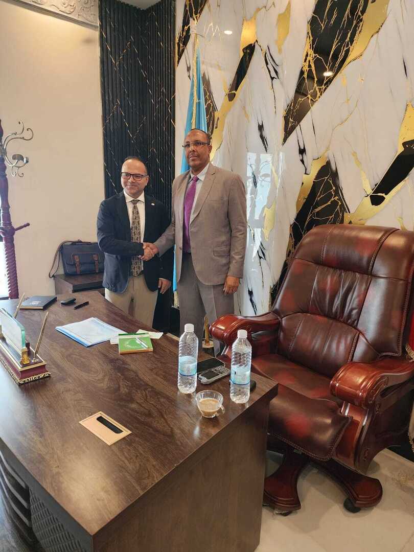 al_omanaa's tweet image. السفير الصومالي بعدن يناقش مع رئيس المفوضية السامية برنامج العودة الطوعية للاجئين الصوماليين
al-omana.net/news247006.html
#صحيفة_الأمناء #الأمناء
