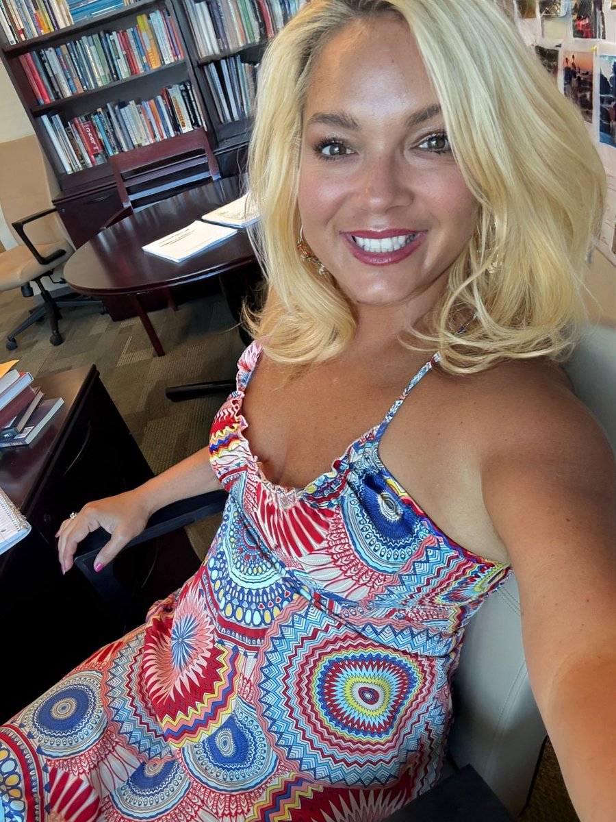 Happy Monday everyone. Time to get this week on!