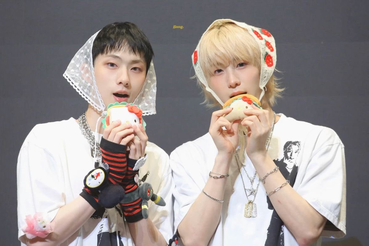 sam_n_e's tweet image. 소울이랑 멤버 아무나 붙여놔도 잘어울리는거 좋음ㅋㅋㅋ