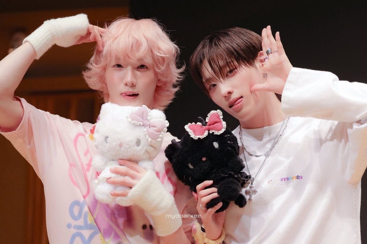 sam_n_e's tweet image. 소울이랑 멤버 아무나 붙여놔도 잘어울리는거 좋음ㅋㅋㅋ