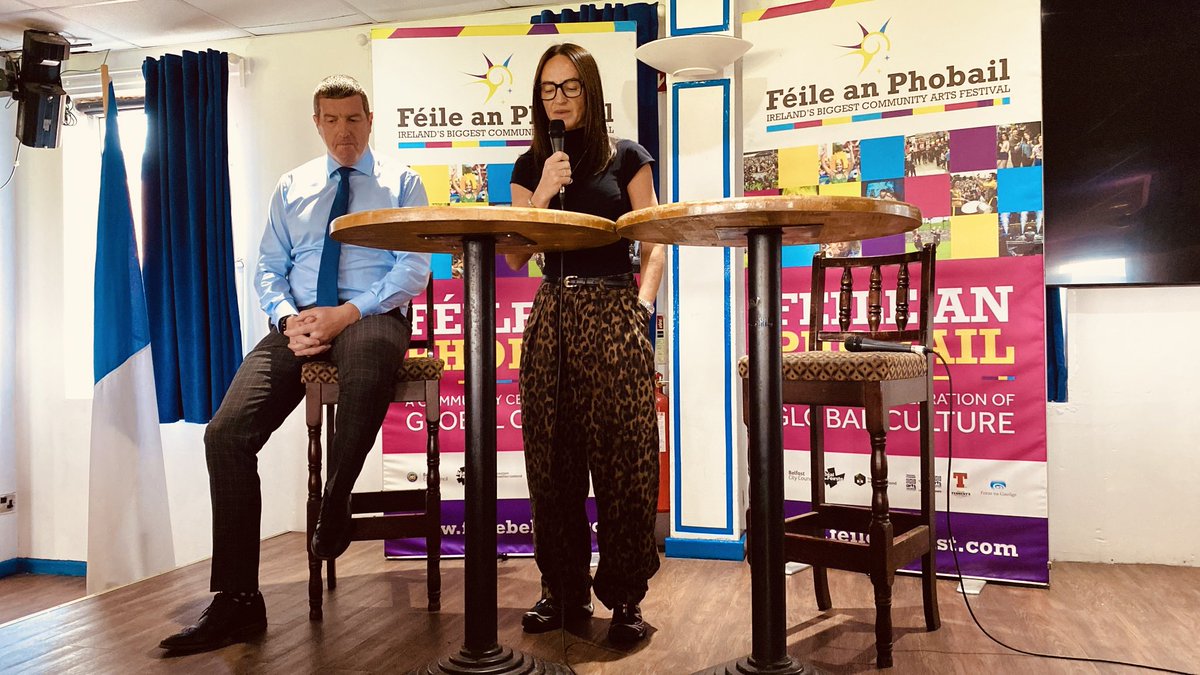 Fรฉile an Phobail (@feilebelfast) on Twitter photo Another full house for the second discussion event of Fรฉile 2025!
<a href="/naomheoinclg/">Naomh Eoin CLG</a> absolutely packed for the <a href="/GaelsLeCheile/">Gaels Le Chรฉile</a> event โPeter Canavan in Discussion with Brendan Crossanโ.
Antrim camogie legend Jane Adams begins by updating the audience on the work of Gaels Le Cheile. Another full house for the second discussion event of Fรฉile 2025!
<a href="/naomheoinclg/">Naomh Eoin CLG</a> absolutely packed for the <a href="/GaelsLeCheile/">Gaels Le Chรฉile</a> event โPeter Canavan in Discussion with Brendan Crossanโ.
Antrim camogie legend Jane Adams begins by updating the audience on the work of Gaels Le Cheile.