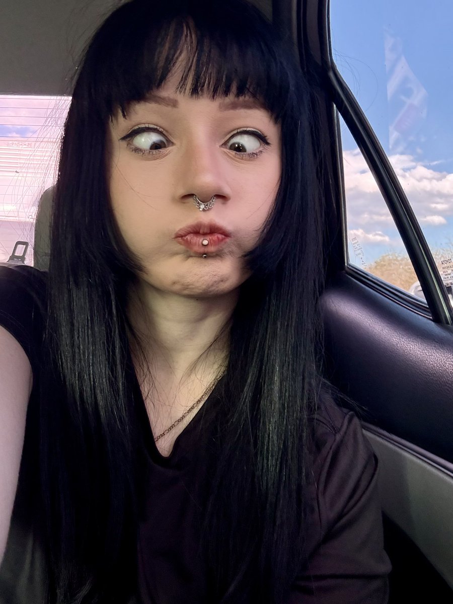 mulher Aranha (@kenizinea) on Twitter photo 