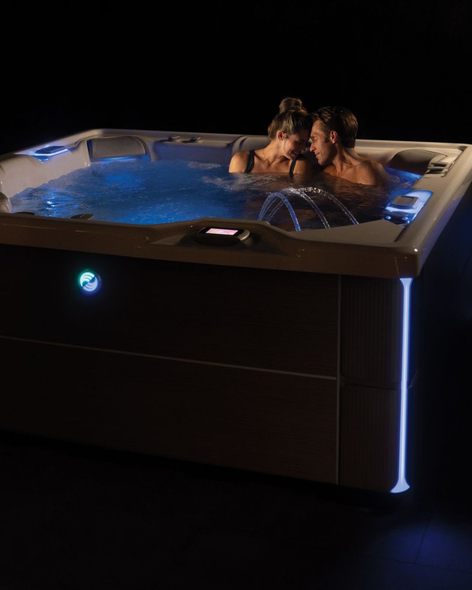 AmericanSale's tweet photo. What's your hot tub happy place?
We all soak differently…which one are YOU? 👇🏻
⁠
1- Sunset &amp; Family Time – Bubbles, Bonding, &amp; The Perfect Orange Sky⁠
⁠
2- Morning Me-Time – Peaceful Sunrise Soak⁠
⁠
3- Stars &amp; Spa Lights – Night Sky, Glowing Lights, Quiet Jets, Warm Water⁠ https://t.co/uvNJlj0qX2