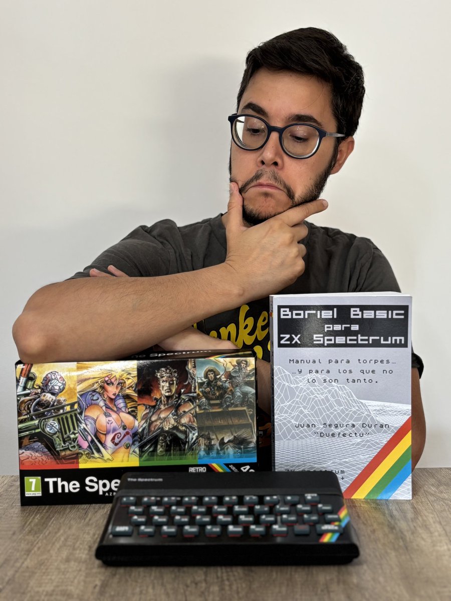 _rubenretro_'s tweet image. "Boriel Basic para ZX Spectrum: Manual para torpes... y para los que no lo son tanto", de @Duefectu + The Spectrum.
Estando en la categoría de torpes... ¿podré hacer algo de provecho? Habrá que intentarlo💪🏻