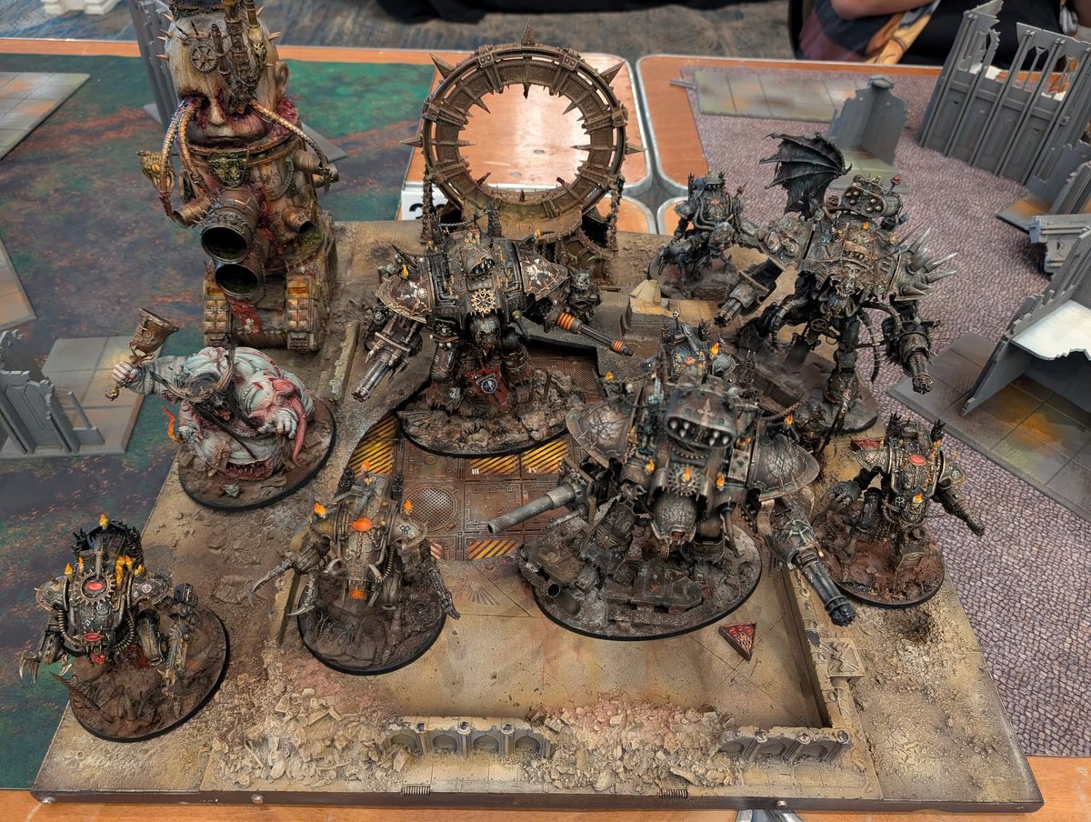 Had a great weekend at the Palm Springs Open!!  This was literally my first time seeing my Chaos Knight army set up as a whole