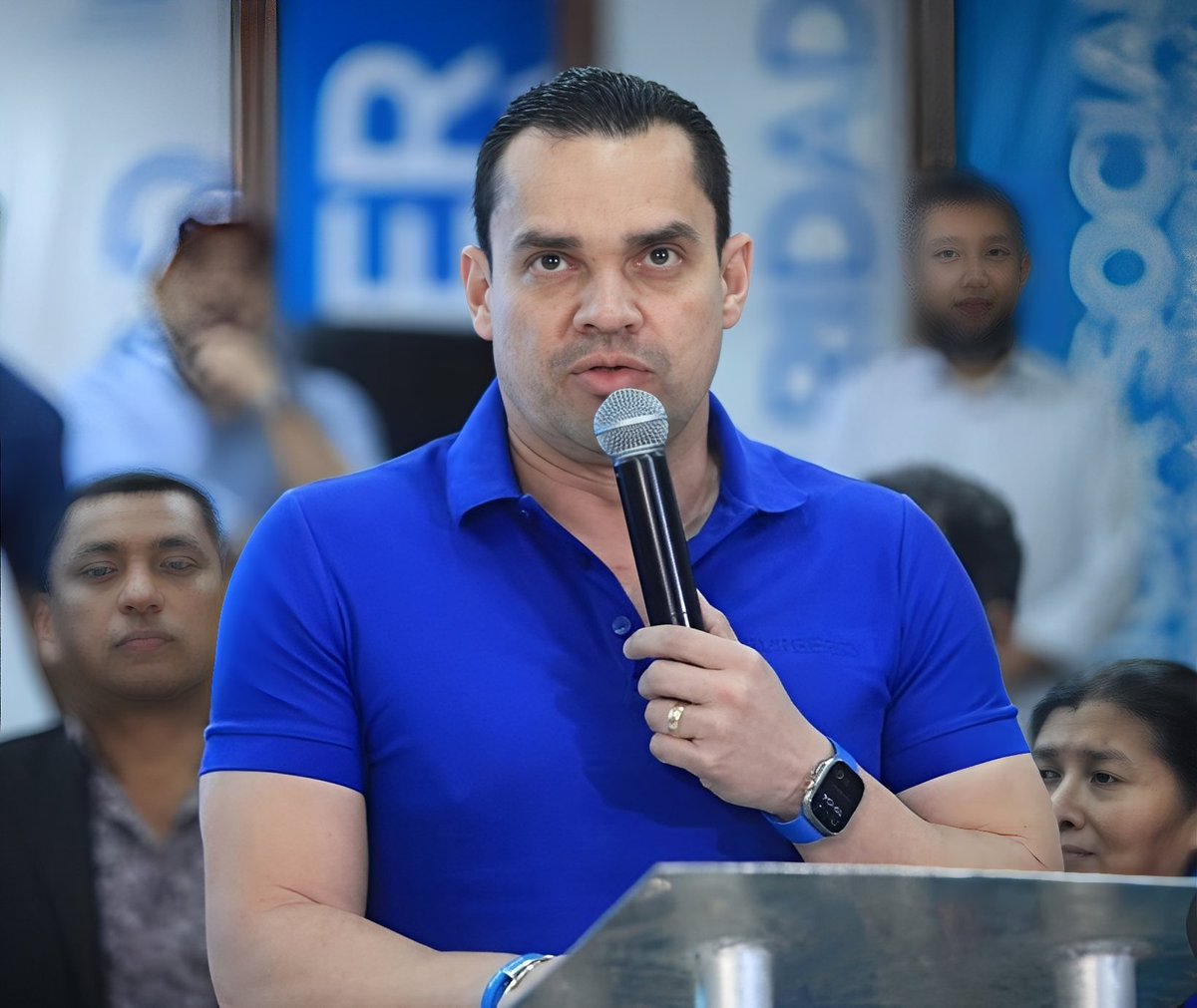 elpulsohn's tweet image. #EPActualidad | El jefe de bancada del Partido Nacional, Tomás Zambrano, advirtió que el Partido Libre impondrá sus condiciones para elegir al sustituto de Ana Paola Hall en el Consejo Nacional Electoral (CNE).
“A cambio de la elección de los votos, podrían pedir que Marlon…