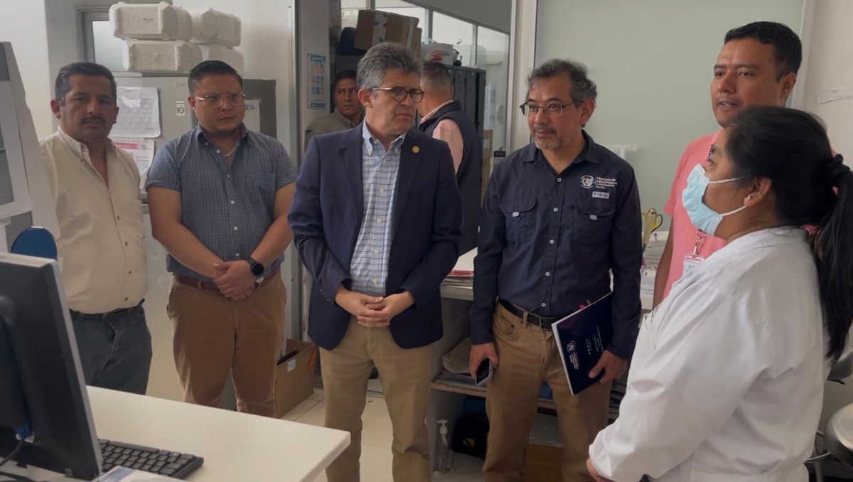 proamgt's tweet photo. 🏥Gracias al esfuerzo del personal, laboratorios especializados y una farmacia PROAM abastecida, se continúa avanzando hacia un sistema de salud más eficiente, accesible y humano.

📸 Fotografías y comunicado oficial del MSPAS, a quienes agradecemos por su compromiso y trabajo. https://t.co/aMvRYOv4XD