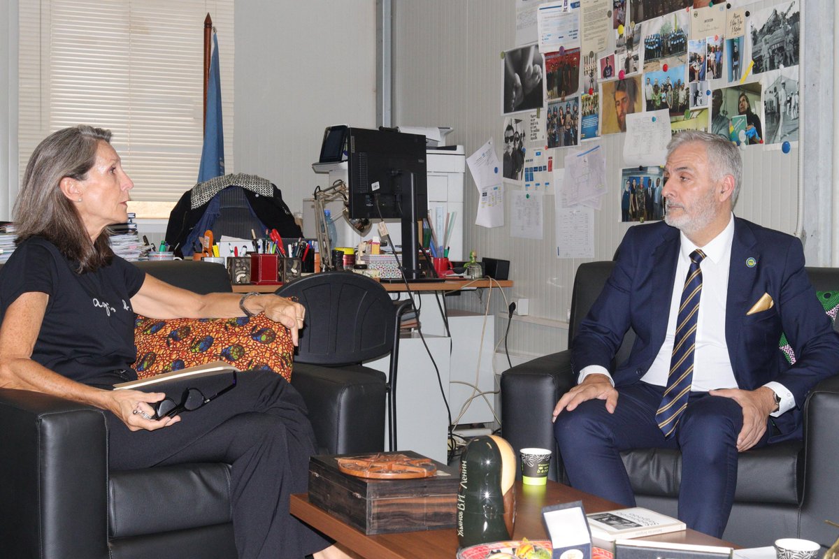 🤝 Strategic dialogue continues as @EUAMRCA’s Head of Mission meets Gen. Mamadou (FACA) &amp; Carole Baudouin (<a href="/UN_CAR/">MINUSCA</a>). A reaffirmation of trusted partnerships driving #SSR, institutional reform &amp; internal security in #CAR. #EUAMRCA #MINUSCA #UNEU #Multilateralism #Stability