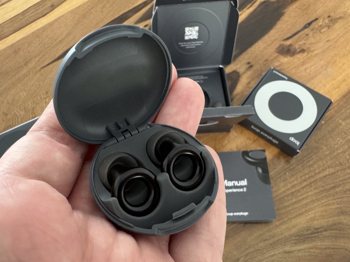 Gorras CAVS tweet media