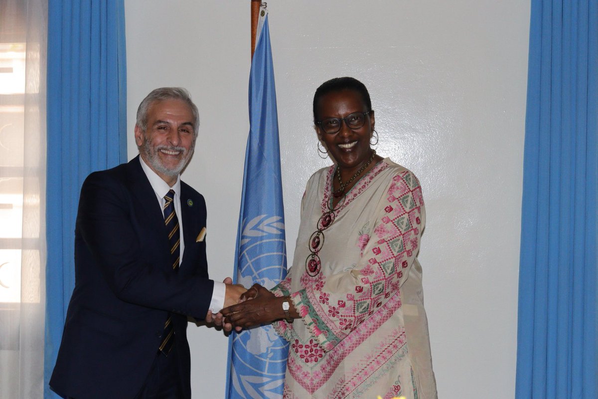 Farewell visit of the Head of Mission @EUAMRCA to SRSG <a href="/UN_CAR/">MINUSCA</a> 🇪🇺🤝🇺🇳
A strategic exchange with H.E. Valentine Rugwabiza on #SSR, internal security &amp; multilateral partnership for stability in #CAR. #MINUSCA #PeaceAndSecurity #TeamEurope #UNEU
