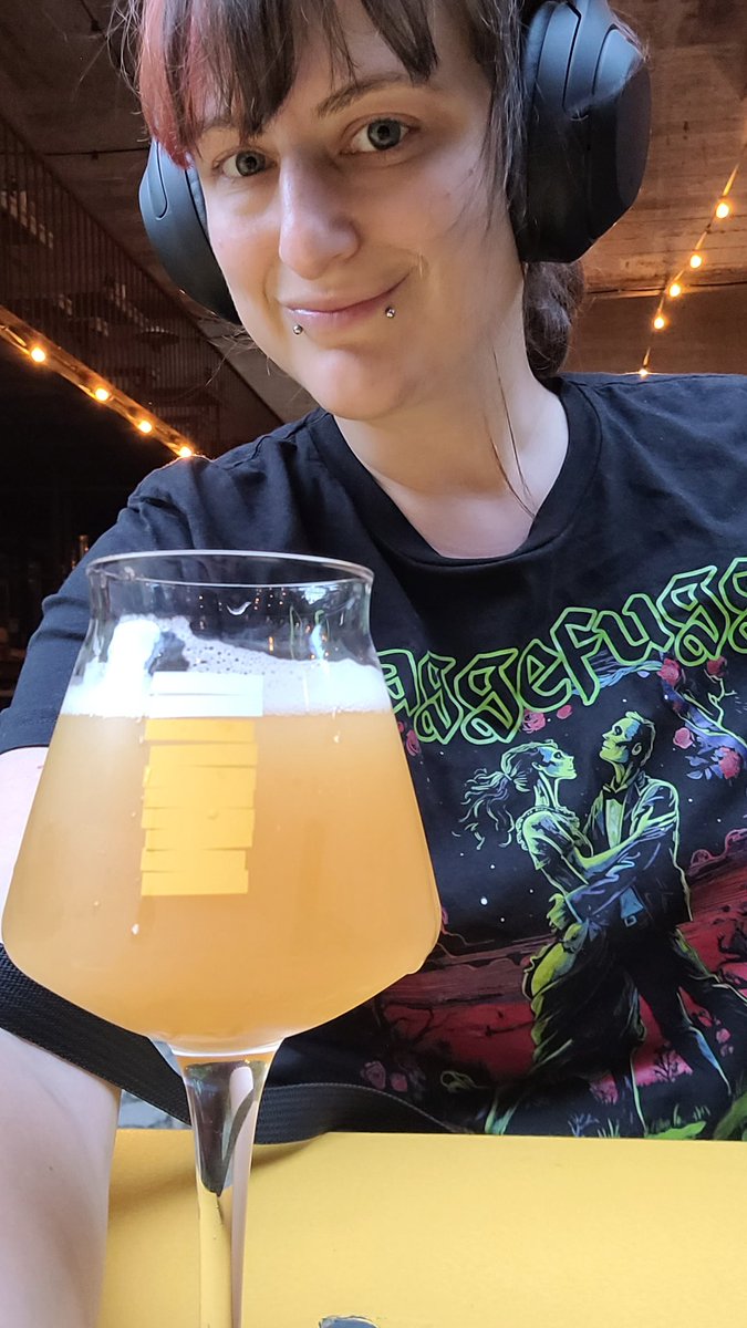 One of my favorite parts of my job.  The after work beers in different cities if I have enough time. Which I do this time 🥰
