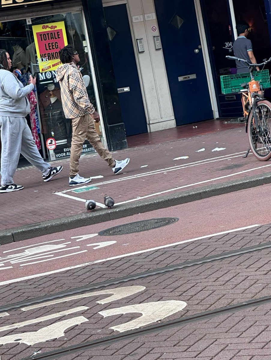 YoungboySource's tweet image. NBA YoungBoy seen walking in Amsterdam