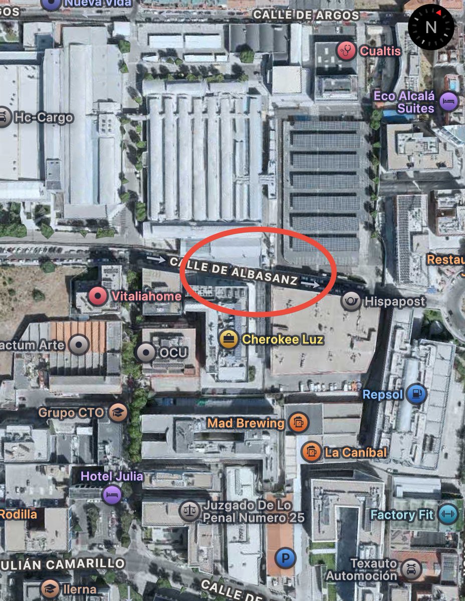 Sería mucha suerte que te llegara, pero por si acaso:

La cámara de mi coche ha grabado la agresión que has sufrido hoy en la calle Albasanz de Madrid sobre las 18:40h. La policía nos dice que si no denuncia la agredida, de poco servirá…