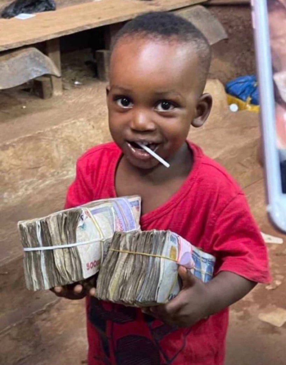 just_henshaw's tweet image. This is how I will smile when I cashout from @Meta_Dawgs Airdrop 

@spell_club will definitely cook and I will receive it on @aibitexchange 

If you you believe comment &quot;let it be so&quot;