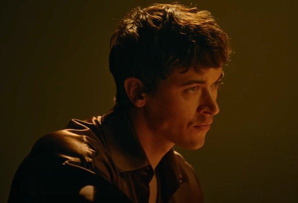 jcksblyth's tweet image. eu tenho um sério ciúmes do tom blyth
como assim existe outras pessoas que gostam dele
que acham que gostam dele tanto quanto eu? isso não existe. ele é meu