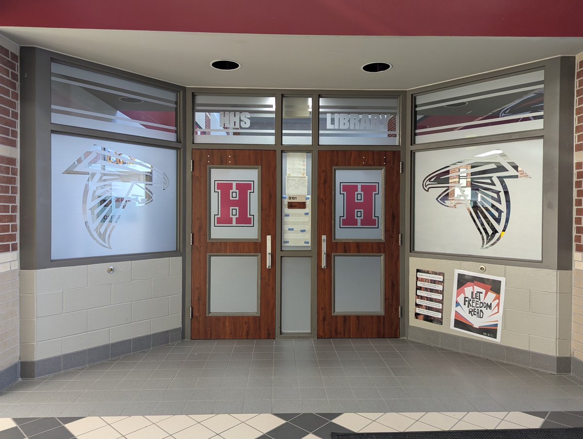 TheSignChamp's tweet image. 🖤❤️ The Falcon campus just got a fierce makeover—and it’s absolutely soaring! From hallway headers to stunning door graphics for Band, Choir, Dance, and Art, every corner now echoes with pride, creativity, and that signature Hargrave spirit. 
#HargraveFalcons #FalconPride…