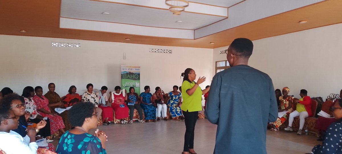 To day, in partnership with <a href="/Imbuto/">Imbuto Foundation</a> ,<a href="/RBCRwanda/">Rwanda Biomedical Centre</a>,<a href="/MusanzeDistrict/">Musanze District</a> ,@RuhengeriHospital, have started to conduct 5days of trainings for nurses from all 17 H.Cs, about Mental Health&amp; Family Package project which is going to be implemented in Musanze district.