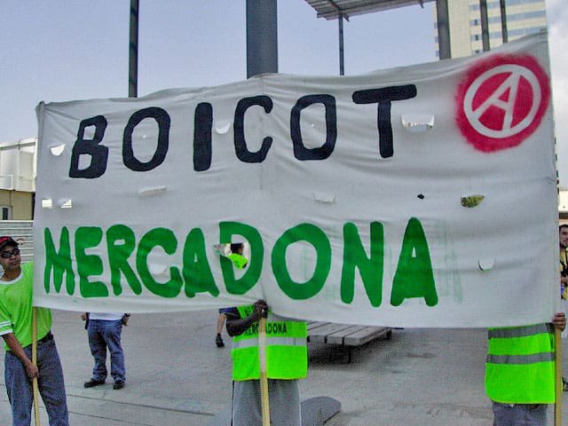 RojosDelSur's tweet image. Por supuesto que estoy en contra de las paguitas, un ejemplo de estas son las que se ha llevado: Mercadona, Celsa, Bankia, Catalunya Bank, Caixa Bank, Air Europa aparte de muchas otras; estas junto con muchas otras han podido chupar aproximadamente 100 mil millones entre todas…