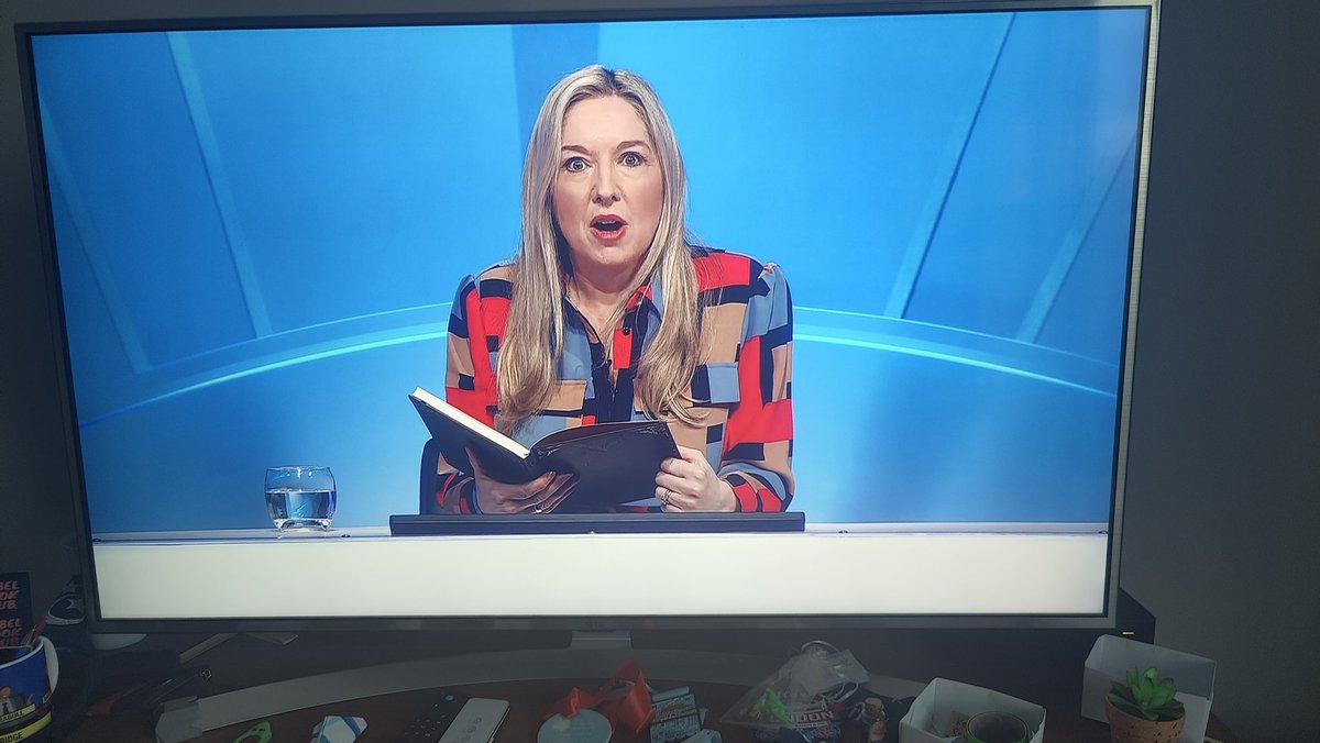 Bobby_Seagull's tweet image. I genuinely adore Victoria Coren Mitchell's anecdotes. If she ever did a stand up tour, I would definitely buy tickets!
#OnlyConnect @VictoriaCoren