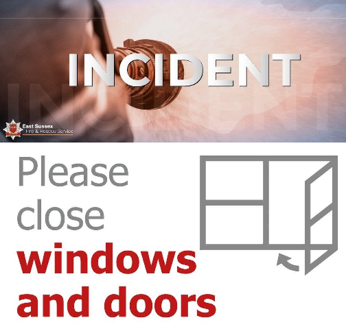 At 20.04 we were called to a flat fire in Preston Drove #Brighton. We currently have four appliances at the scene. Please avoid the area and close all windows and doors.