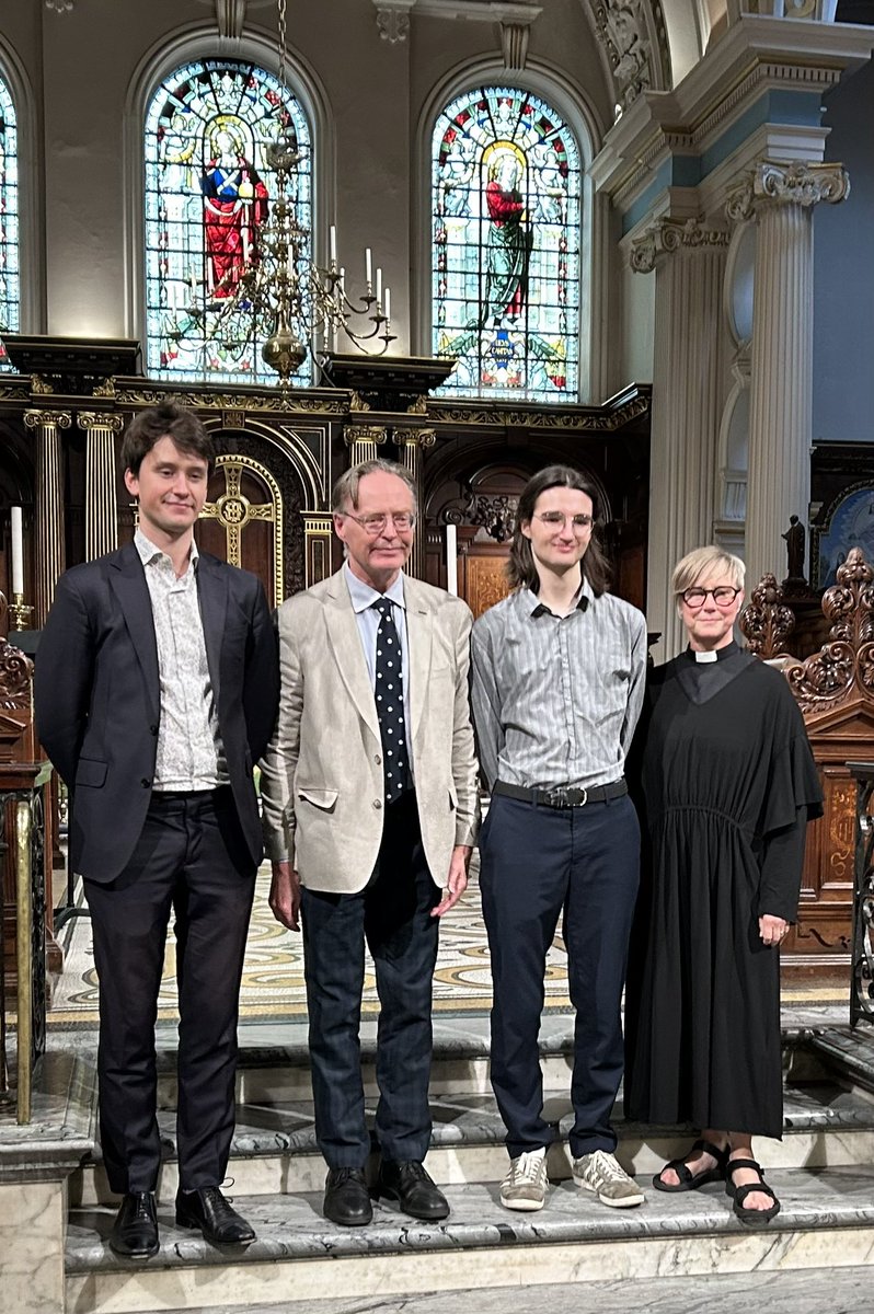 In  North London last Sunday Joshua Ryan played his final voluntary before moving to a church in Greenwich. The
choir had closed evensong  with Naumann’s ‘Dresden Amen’ , which Wagner incorporated into Parsifal. The organ voluntary that followed was the full prelude to Parsifal!