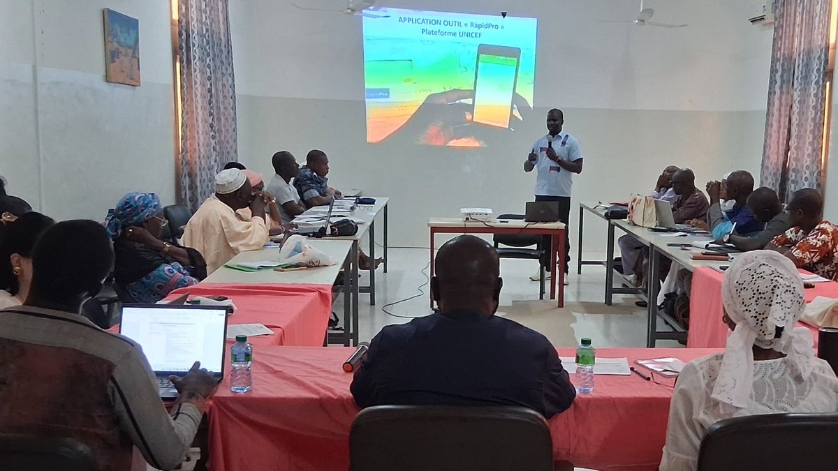 🇸🇳 Tambacounda se connecte à #RapidProtectionpour protéger ses enfants. Lancement de la plateforme avec les acteurs communautaires 👥Signalez les cas de violences par SMS, WhatsApp ou Messenger, pour une prise en charge rapide et efficace.
Merci à tous les partenaires mobilisés !