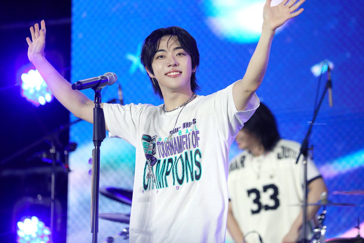 ofanyouth's tweet photo. 🎉𝗛𝗔𝗣𝗣𝗬 𝗧𝗔𝗘𝗚𝗬𝗨 𝗗𝗔𝗬🎉
태규야 생일 축하해
너의 낭만을 늘 응원하고 좋아해☘️💖

#안태규_축하축하축하축하해줘
#드래곤포니 #DragonPony
#안태규 #태규 https://t.co/1LnOGp8sqb